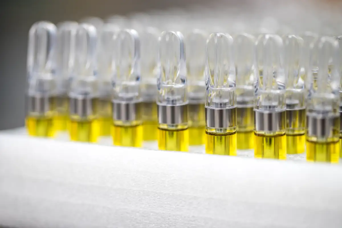 THC Vape: Benefits, Risks, and Safe Usage